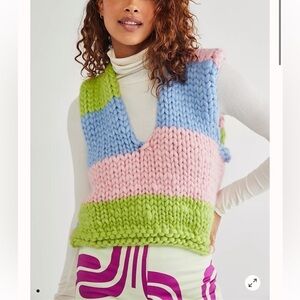 Hope Macaulay Colorful Chunky Knit Sweater Vest